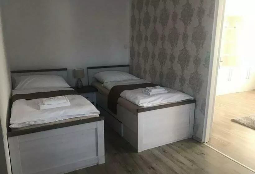 Huoneisto 1 Makuuhuone, Ubytování Cukrovar