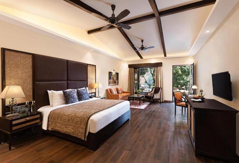 غرفة ديلوكس سرير كينج, Taj Corbett Resort And Spa Uttarakhand