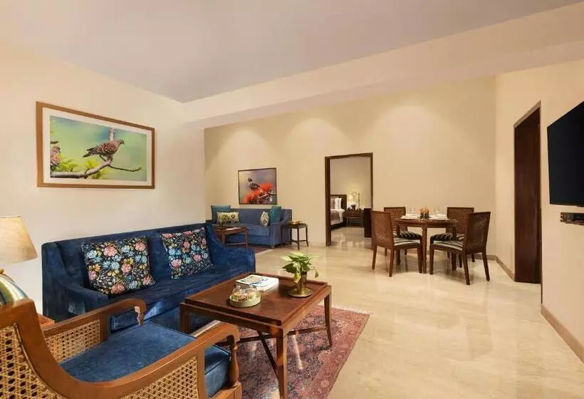 キングサイズベッドのスイートルーム, Taj Corbett Resort And Spa Uttarakhand