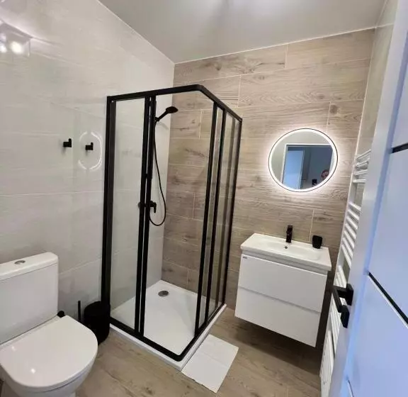 Standard-studio, Ubytování Cukrovar