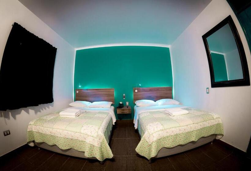 غرفة ديلوكس ثلاثية, Villa Jazmin