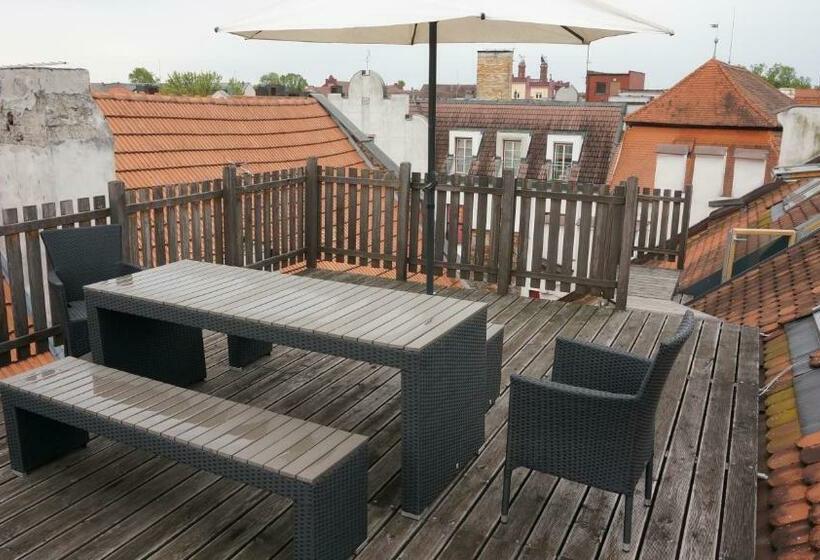 带1个卧室的带阳台的公寓, Vratislavsky Dum