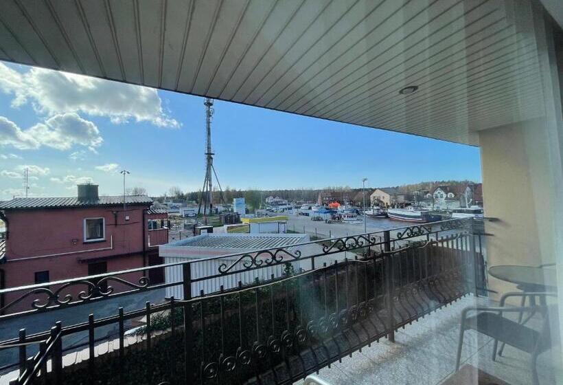 آپارتمان 1 خوابه با بالکن, Gołąbek łeba