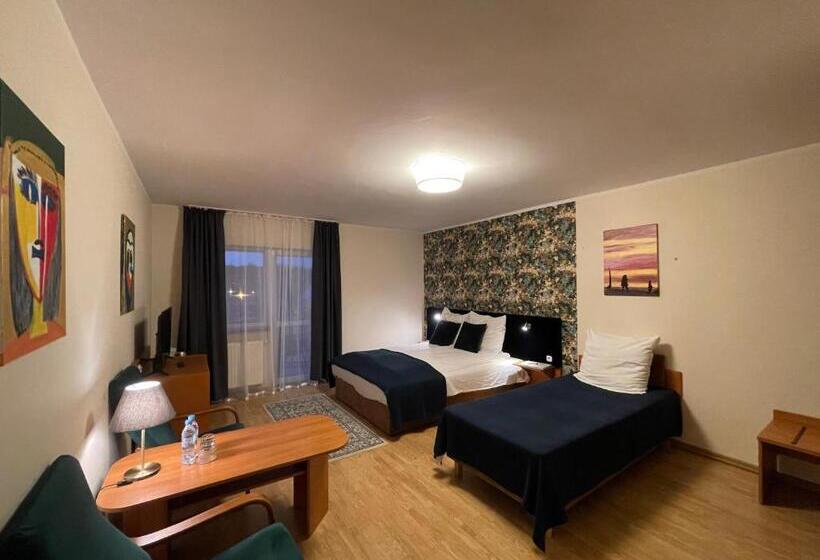 اتاق استاندارد با بالکن, Gołąbek łeba