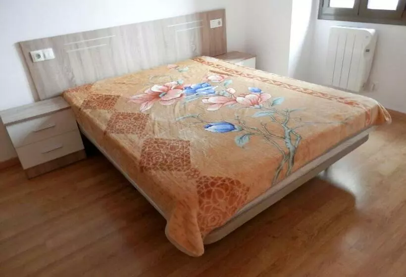 آپارتمان 2 خوابه, Apartamentos Pantebre 3000