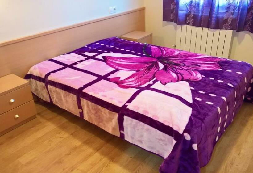 آپارتمان 2 خوابه, Apartamentos Pantebre 3000