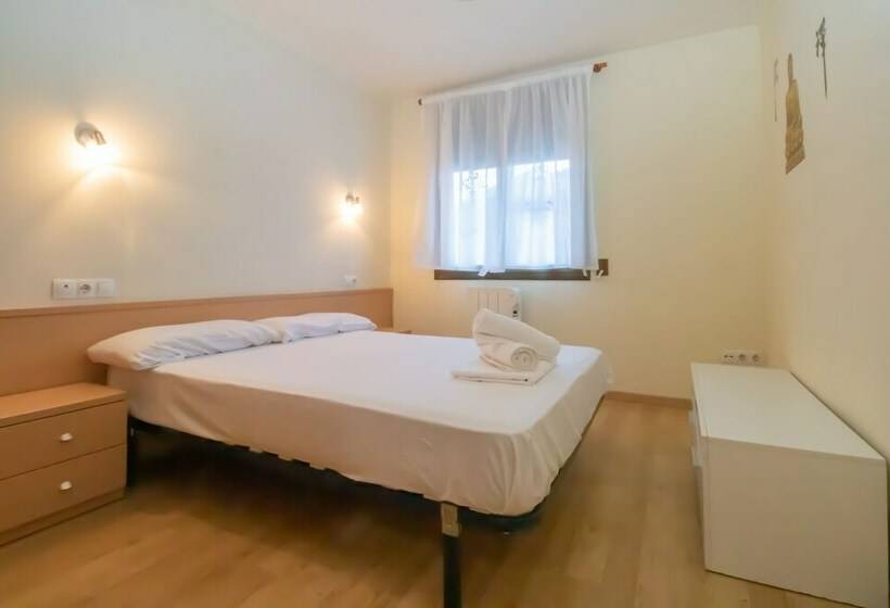 Appartamento 2 Camere da Letto, Apartamentos Pantebre 3000