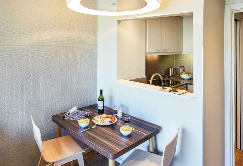 Апартаменты 1 Спальня, Aparthotel Adagio Edinburgh Royal Mile