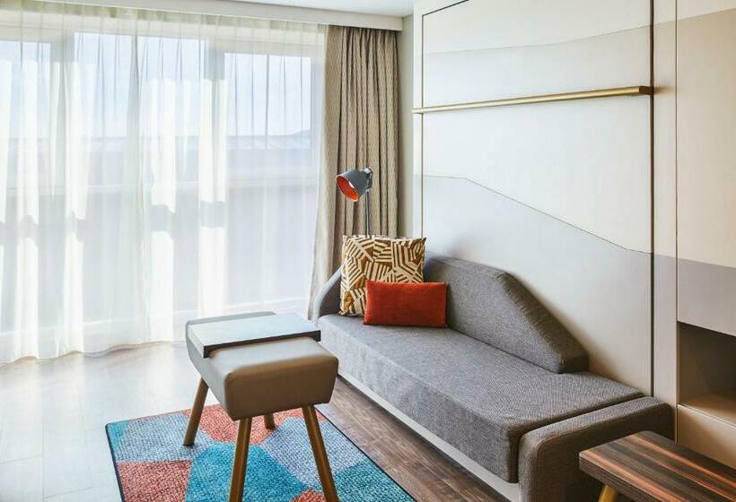 Студия Стандарт Двуспальная Кровать, Aparthotel Adagio Edinburgh Royal Mile