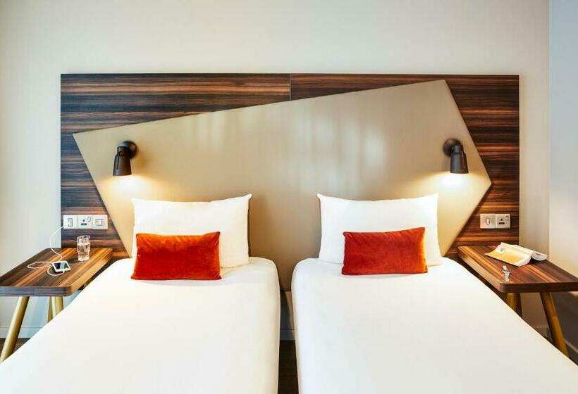 Студия Стандарт, Aparthotel Adagio Edinburgh Royal Mile