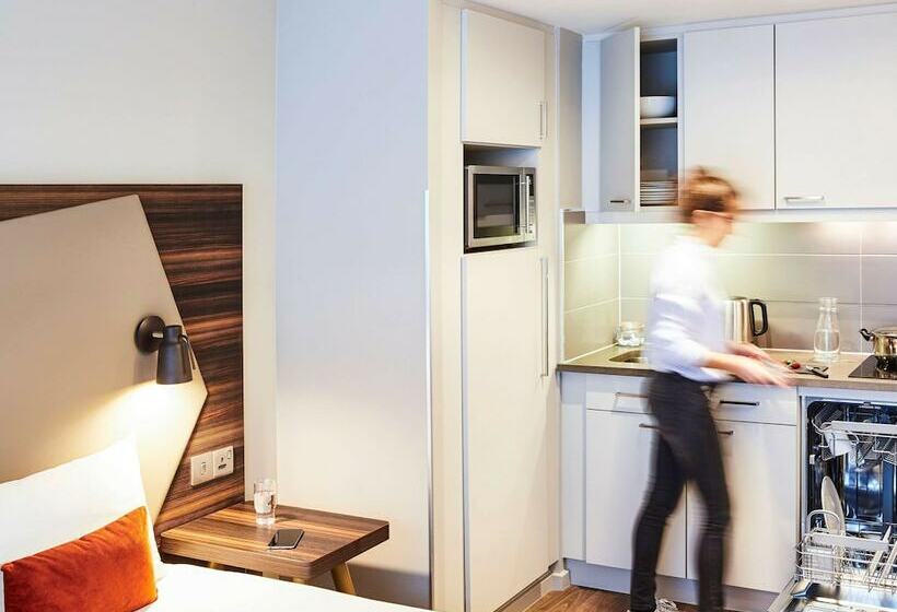 Студия Стандарт, Aparthotel Adagio Edinburgh Royal Mile