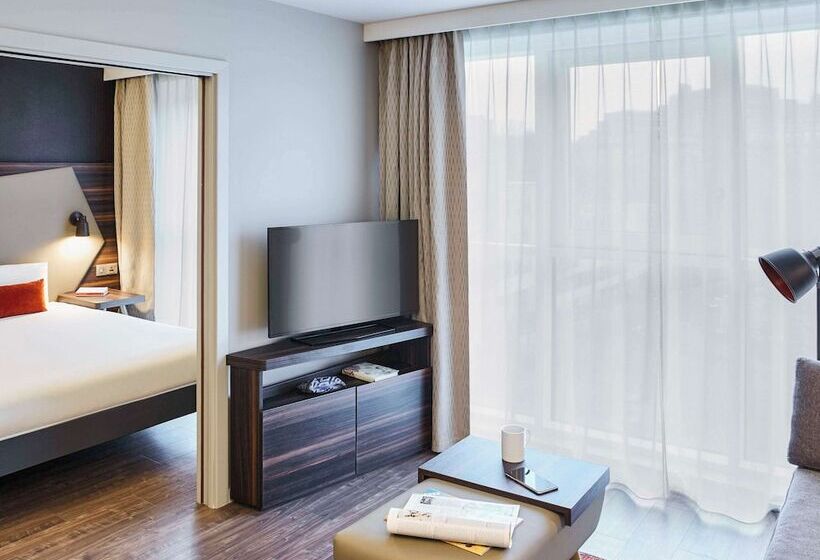 Студия Стандарт, Aparthotel Adagio Edinburgh Royal Mile