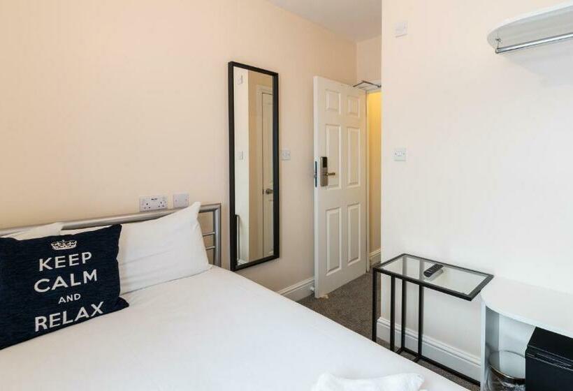 Номер Стандарт Индивидуальный, Royal London Hotel By Saba