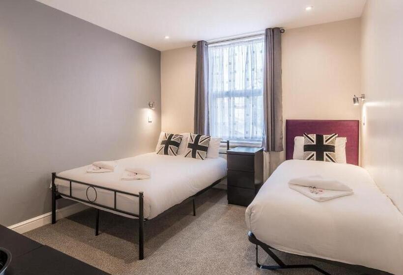 חדר סטנדרט לשלושה, Royal London Hotel By Saba