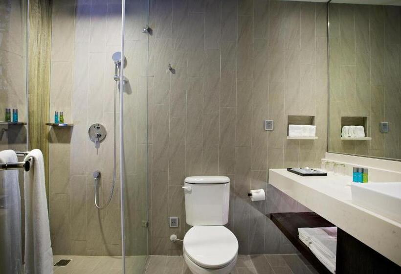 اتاق استاندارد سه نفره, Fx Hotel Tainan