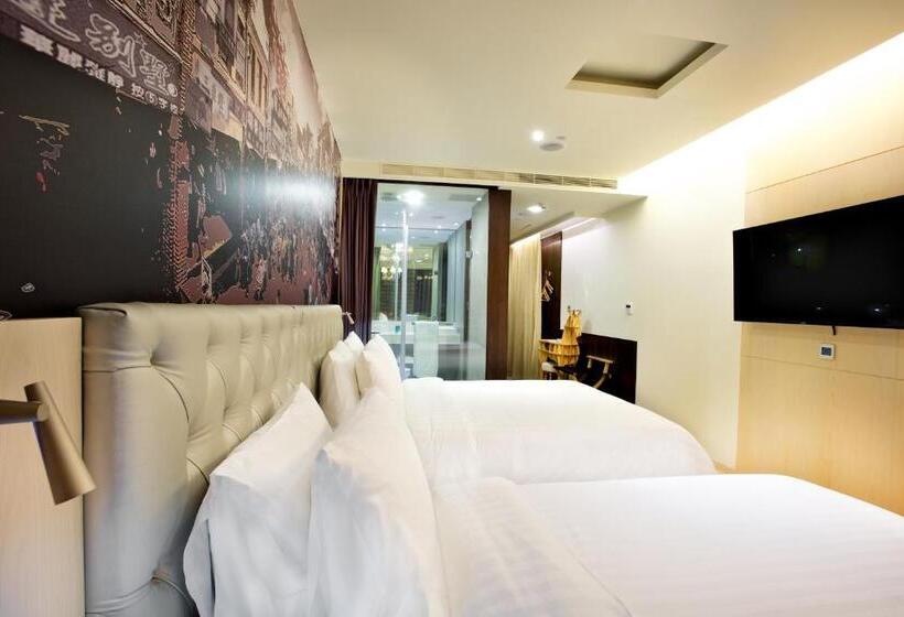 اتاق استاندارد سه نفره, Fx Hotel Tainan