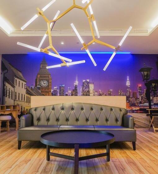 سوییت لوکس, Fx Hotel Tainan