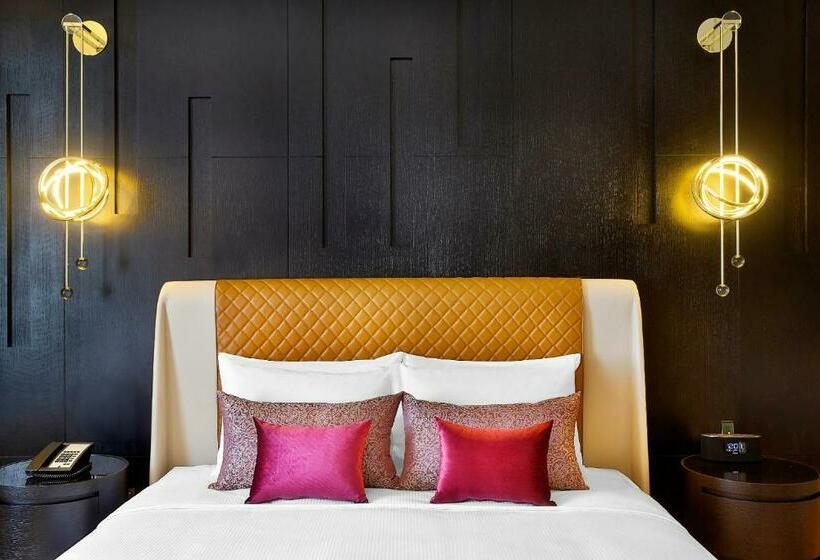اتاق لوکس با تخت بزرگ, Alrayyan Hotel Doha, Curio Collection By Hilton