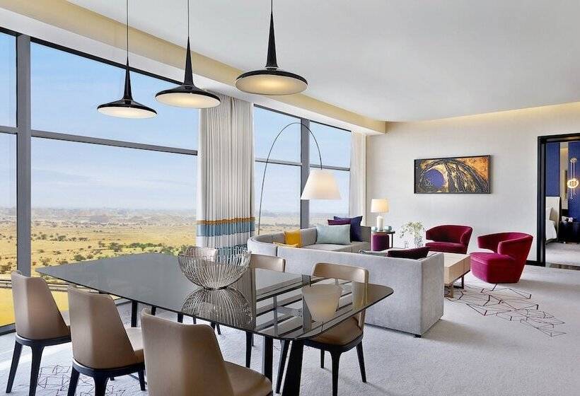 سوئیت 2 خوابه, Alrayyan Hotel Doha, Curio Collection By Hilton