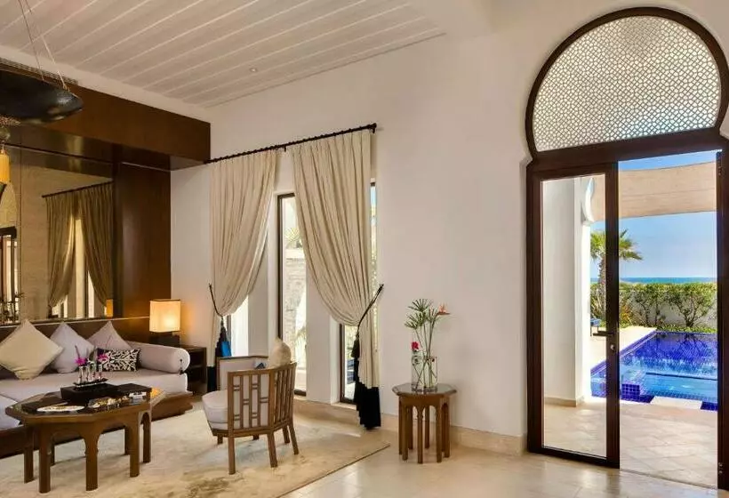 ویلای 2 خوابه با چشم‌انداز دریا, Banyan Tree Tamouda Bay