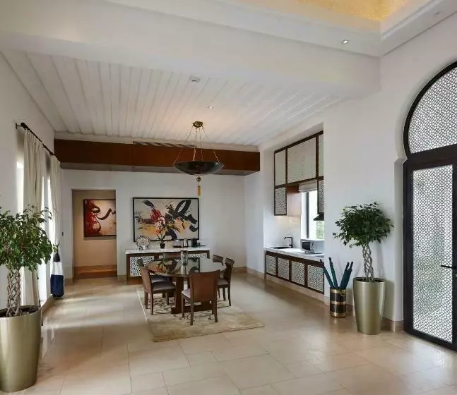 ویلای 2 خوابه با چشم‌انداز دریا, Banyan Tree Tamouda Bay