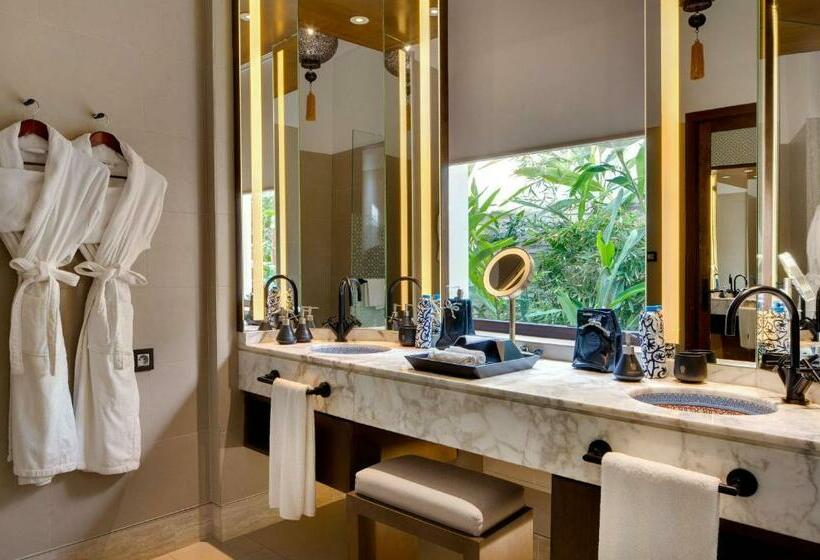 ویلای 2 خوابه با چشم‌انداز دریا, Banyan Tree Tamouda Bay