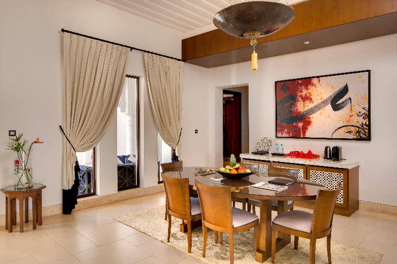 Вилла 2 Спальни Вид на Море, Banyan Tree Tamouda Bay