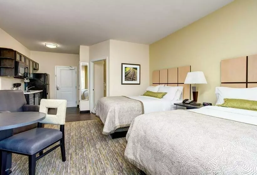 スタンダードスタジオ, Candlewood Suites Cut Off   Galliano, An Ihg