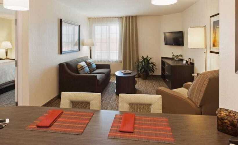 סוויטה, Candlewood Suites Cut Off   Galliano, An Ihg