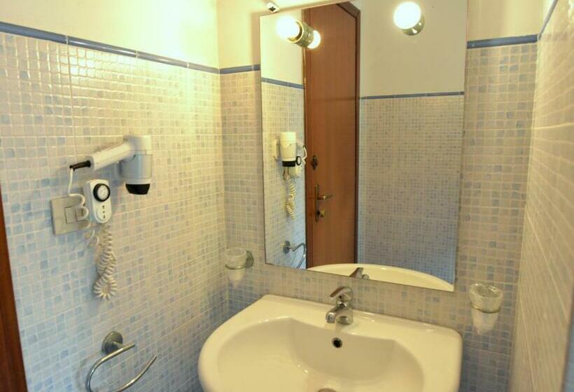 Номер Стандарт Совместная Ванная, Dependance La Mouette