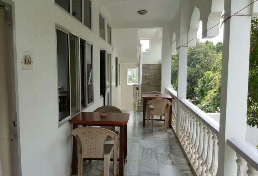 اتاق لوکس, Gandhara