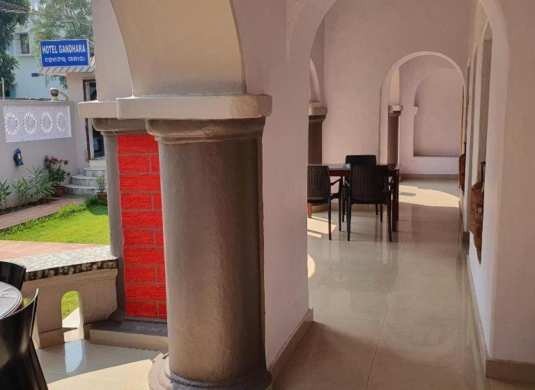 اتاق استاندارد, Gandhara