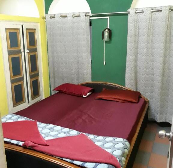 غرفة إقتصادية, Ganga Fuji Home