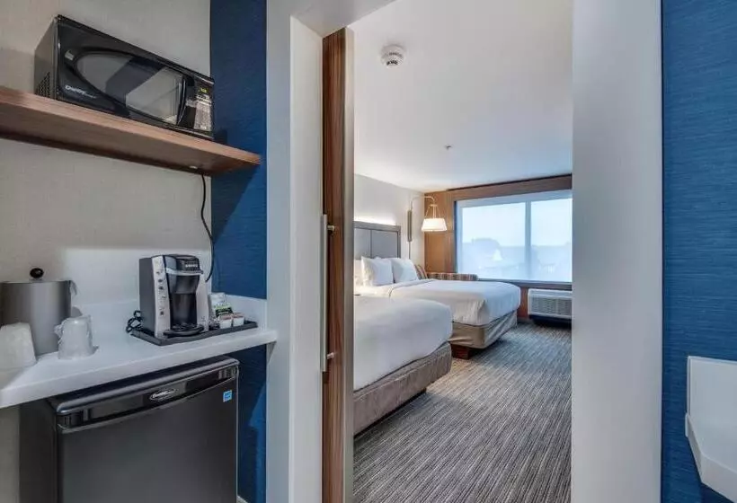 سوئیت برای معلولان, Holiday Inn Express & Suites Dallas North   Addison, An Ihg