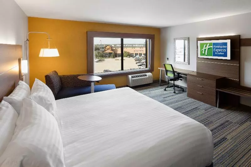 スタンダードルーム, Holiday Inn Express East Peoria   Riverfront, An Ihg