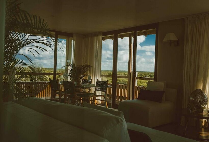 חדר פנטהאוז, Jashita