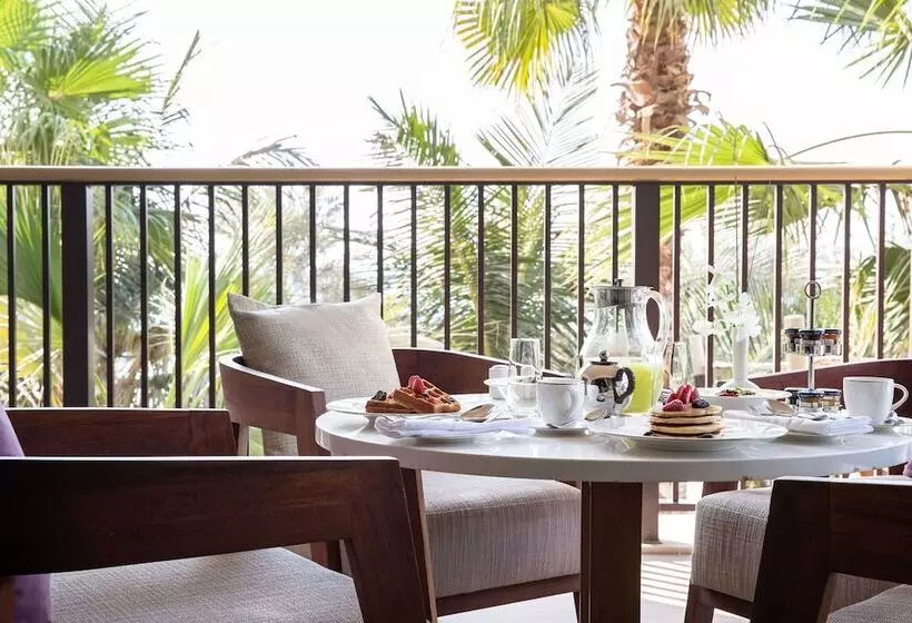 سوییت خانوادگی, Jumeirah Al Naseem Dubai