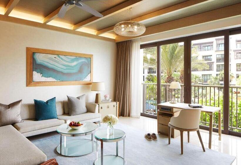 Люкс Клуб, Jumeirah Al Naseem Dubai