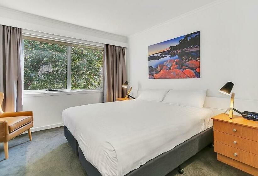 带大床的标准间, Launceston