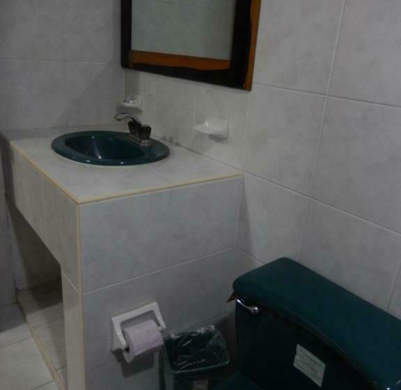 غرفة قياسية, Mirador Maya