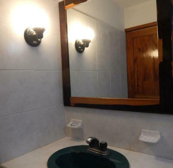 غرفة قياسية, Mirador Maya