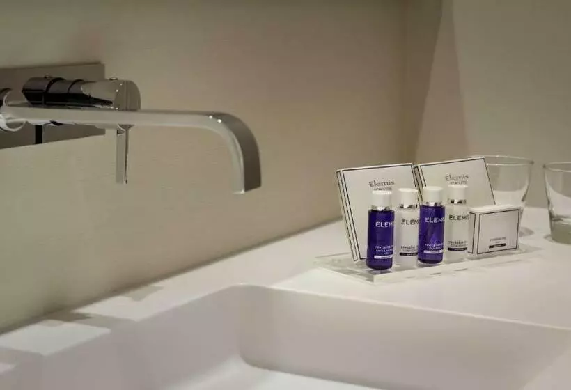 スーペリアールーム, Park Plaza London Park Royal