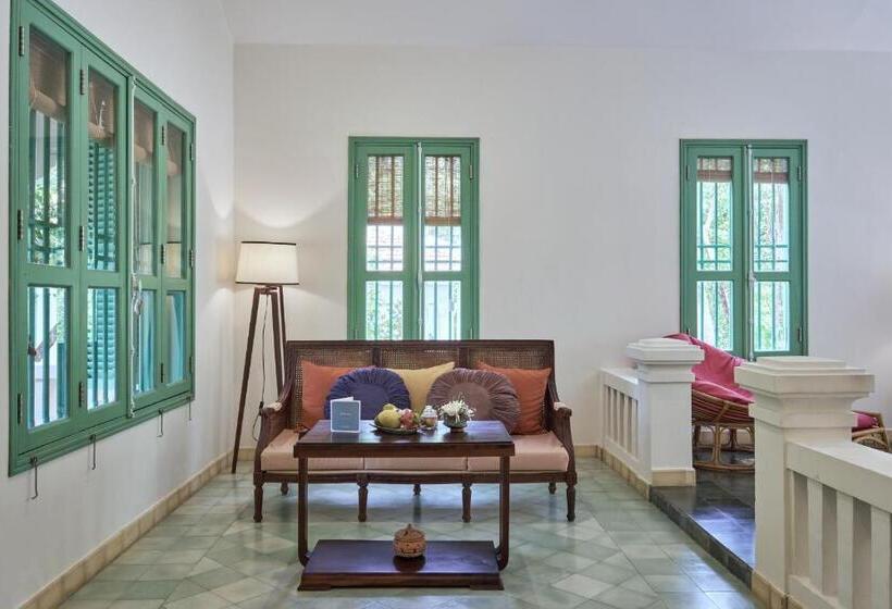 سوییت جونیور, Poulo Condor Boutique Resort & Spa