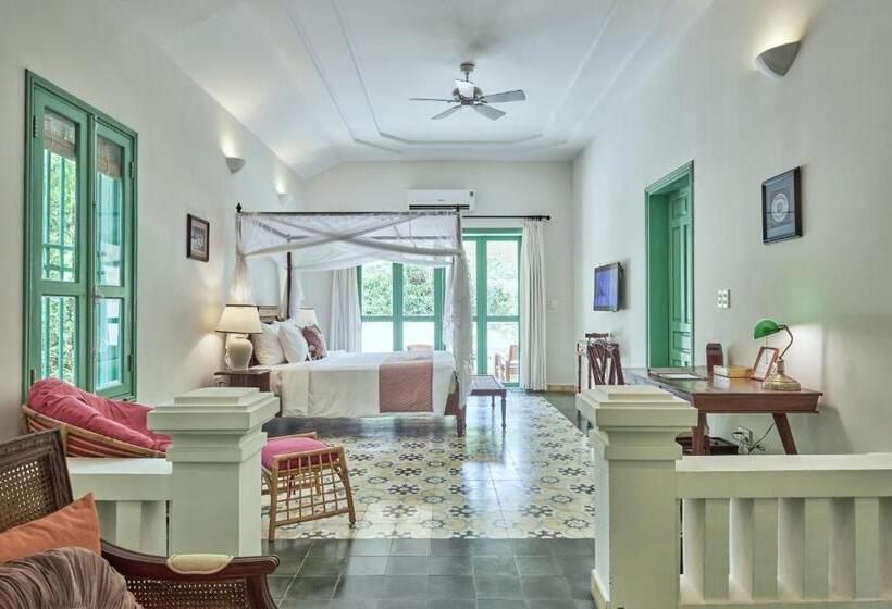 سوییت جونیور, Poulo Condor Boutique Resort & Spa