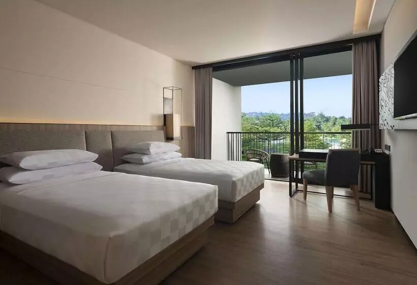 デラックスルーム, Royal Tulip Gunung Geulis Resort And Golf