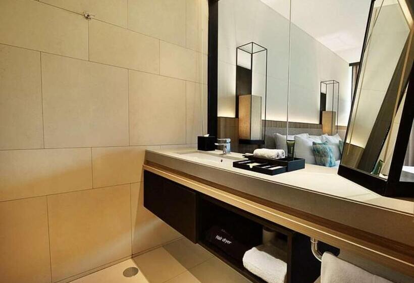 Deluxe Room Mountain View, Royal Tulip Gunung Geulis Resort And Golf