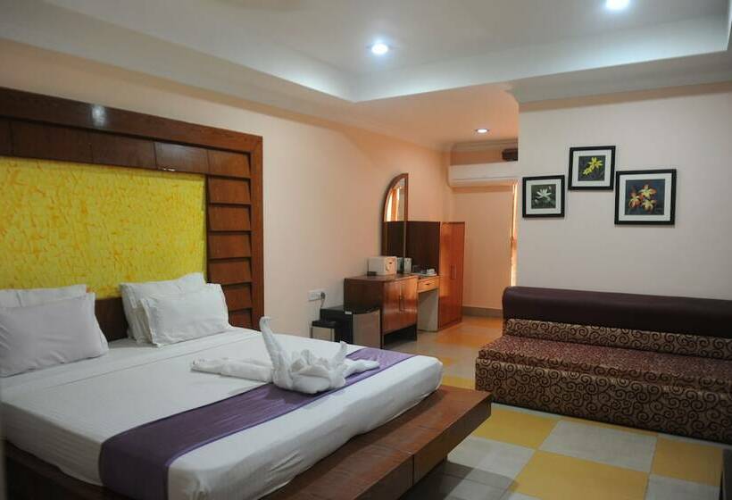 اتاق لوکس, Sunny Vijoya