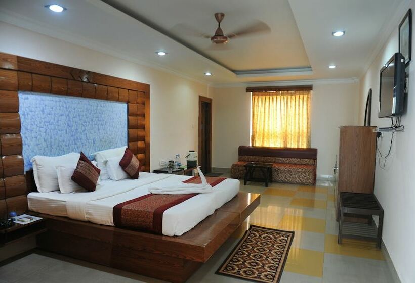 اتاق لوکس با چشم‌انداز دریا, Sunny Vijoya