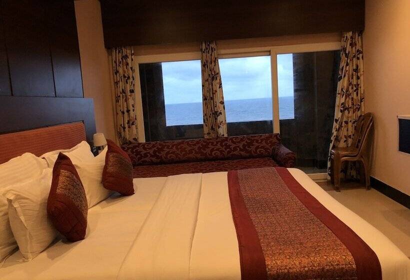 اتاق لوکس با چشم‌انداز دریا, Sunny Vijoya