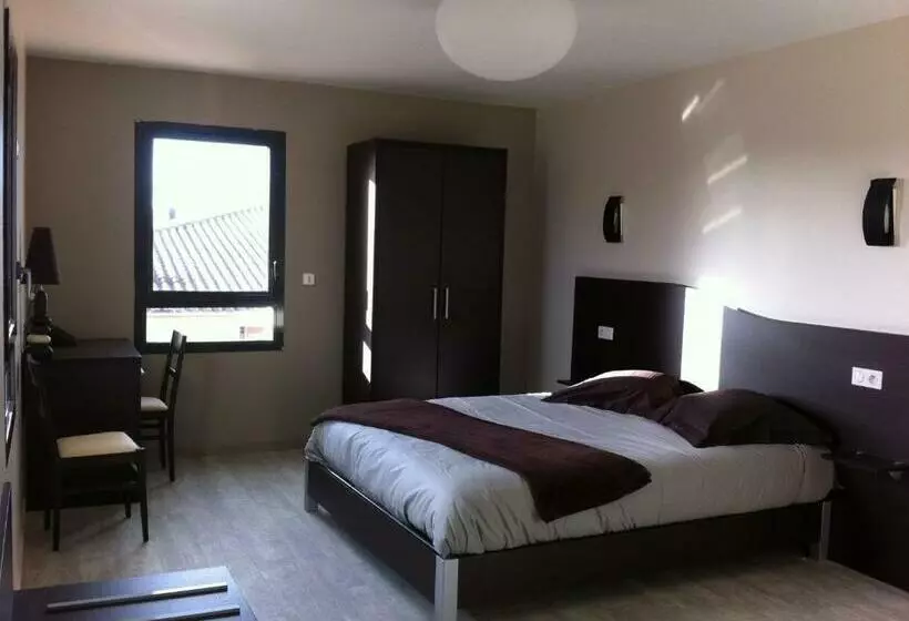 スタンダード４人部屋, The Originals City, Hôtel Des Arts, Montauban